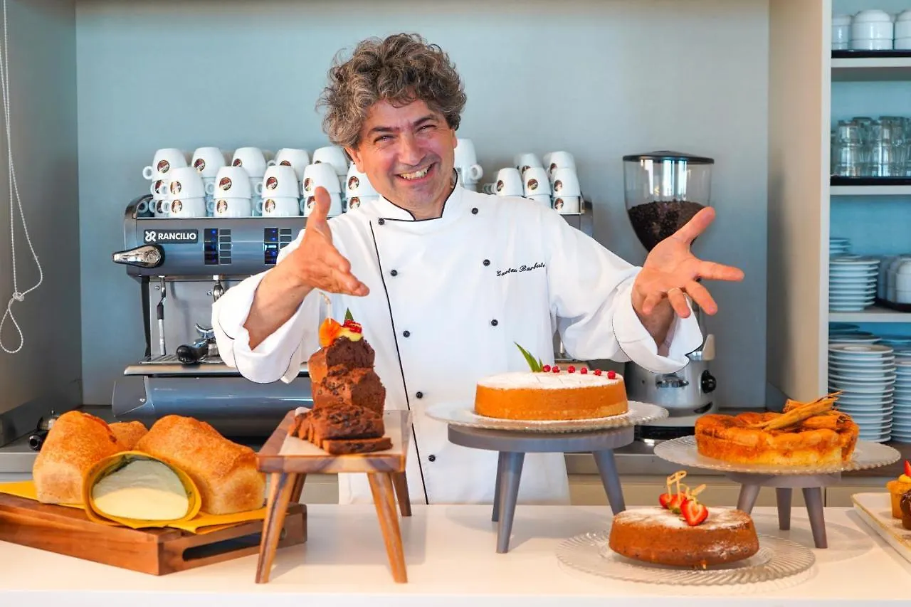 Hotel Alexandra - Beach Front - Healthy Xxl Breakfast & Brunch Until 12 30 - Parking Included Misano Adriatico