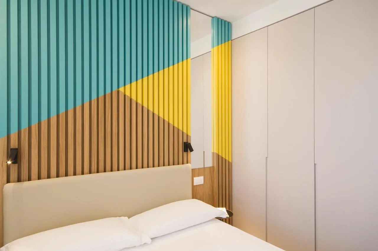 Hotel Alexandra - Beach Front - Healthy Xxl Breakfast & Brunch Until 12 30 - Parking Included Misano Adriatico 3*,  Itálie