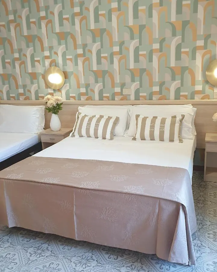 Hotel Alexandra - Beach Front - Healthy Xxl Breakfast & Brunch Until 12 30 - Parking Included Misano Adriatico