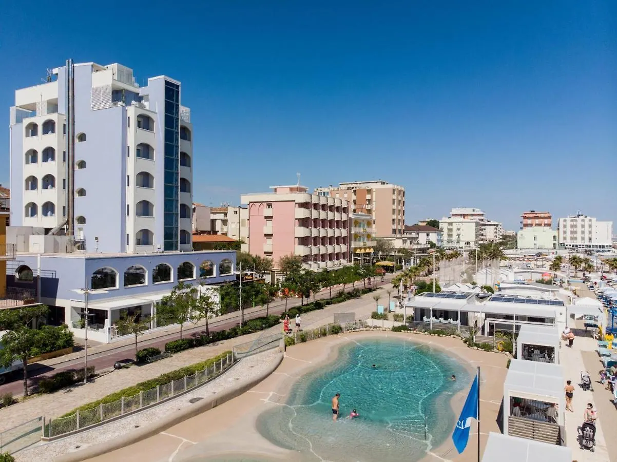 Hotel Alexandra - Beach Front - Healthy Xxl Breakfast & Brunch Until 12 30 - Parking Included Misano Adriatico
