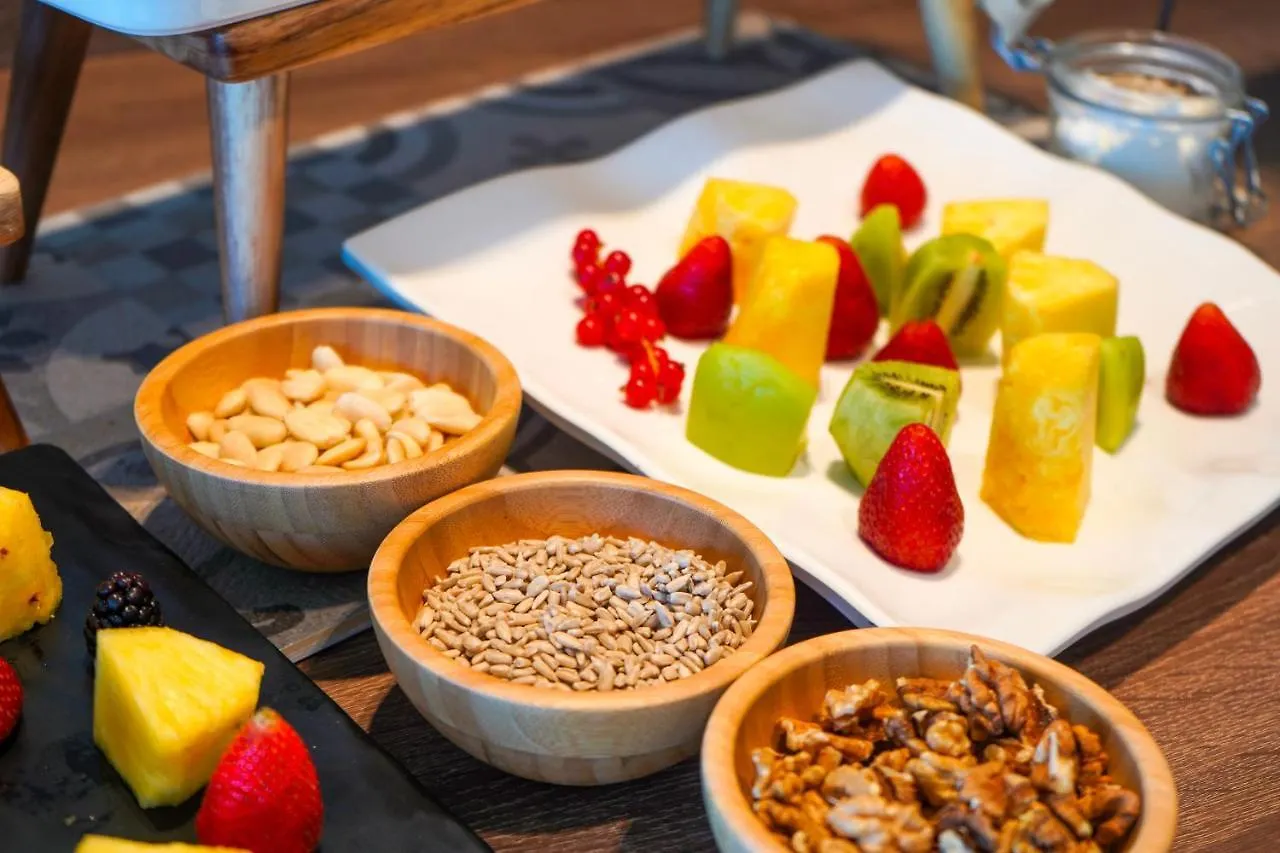***  Hotel Alexandra - Beach Front - Healthy Xxl Breakfast & Brunch Until 12 30 - Parking Included Misano Adriatico Itálie